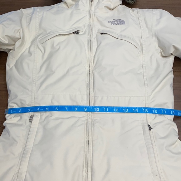 The North Face Hyvent Goose Down Parka - Picture 12 of 16